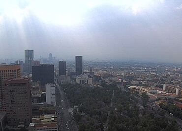 Prevén lluvia, actividad eléctrica y hasta 30 grados de temperatura en CDMX