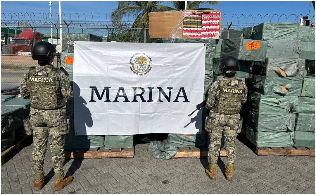 La Secretaría de Marina aseguró 242 mil 400 cajetillas de cigarros apócrifos. Foto: Especial