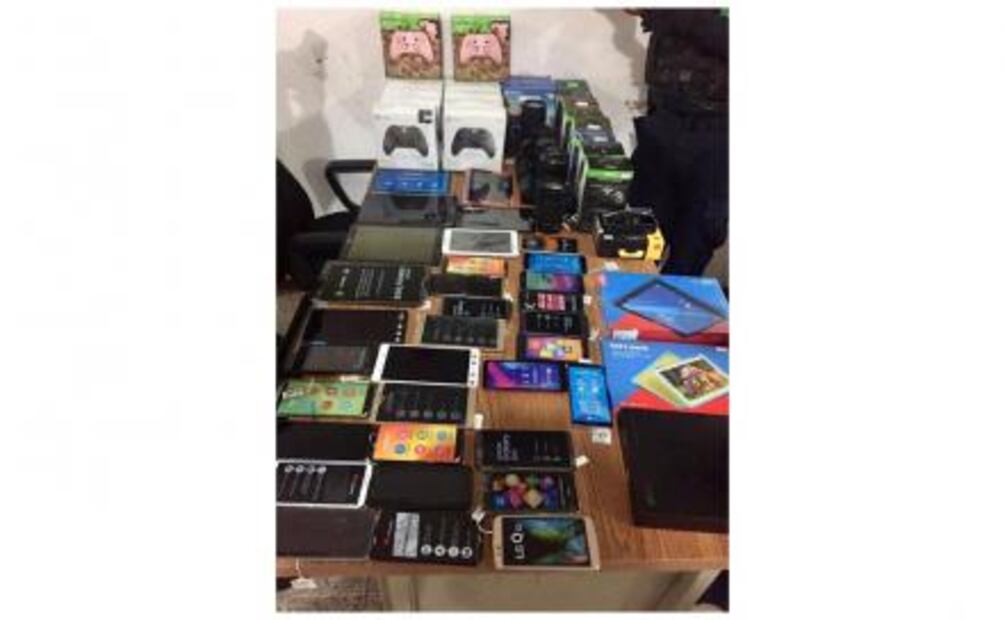 Detienen a dos por robo a tienda comercial en Cuautitlán Izcalli