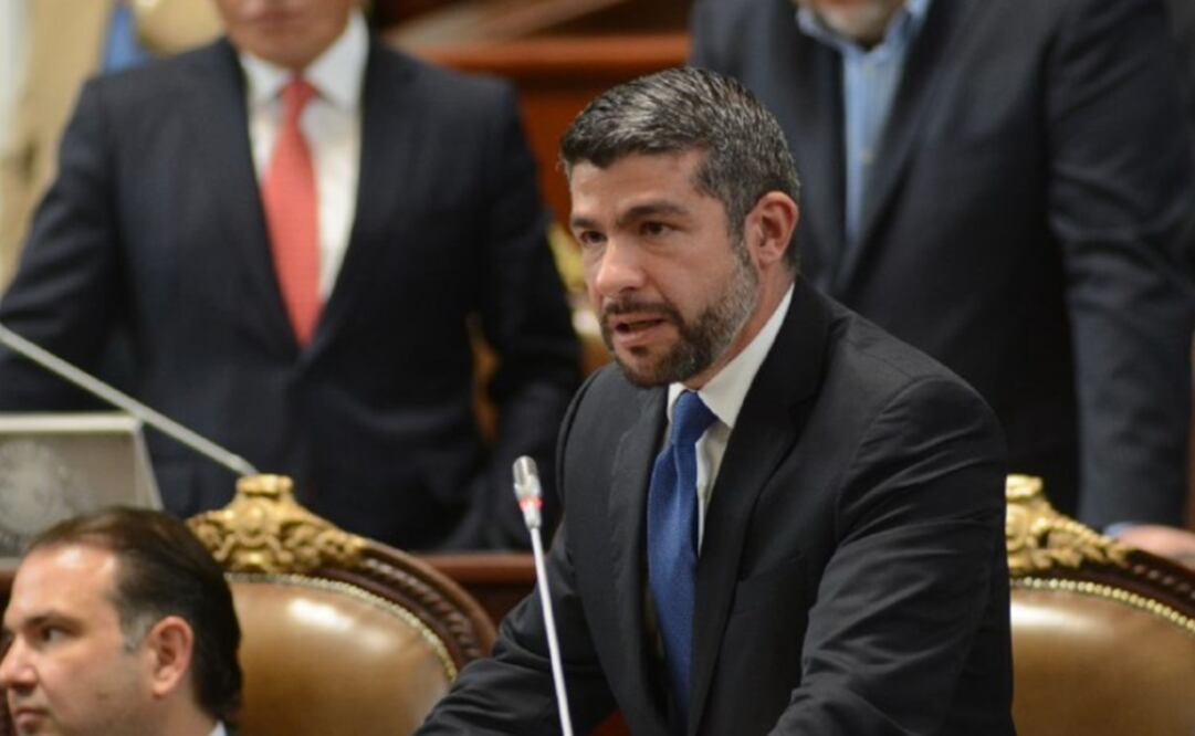 El presidente de la Junta de Coordinación Política del Congreso local, Mauricio Tabe Echartea. Fotografía: Especial