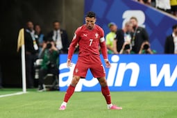 ¡Siuuu histórico! Cristiano Ronaldo se convierte en el primer jugador en marcar en seis Mundiales