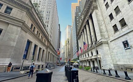 Guerra comercial pega al peso; bolsas cierran la semana con fuertes pérdidas