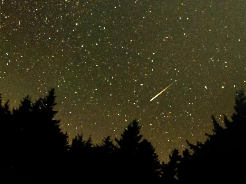 Todo lo que necesitas saber sobre la lluvia de meteoros. Fuente: Freepik.