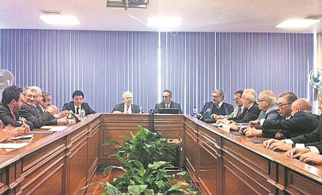 Integrantes de la Conasami. Foto: Archivo/El Universal