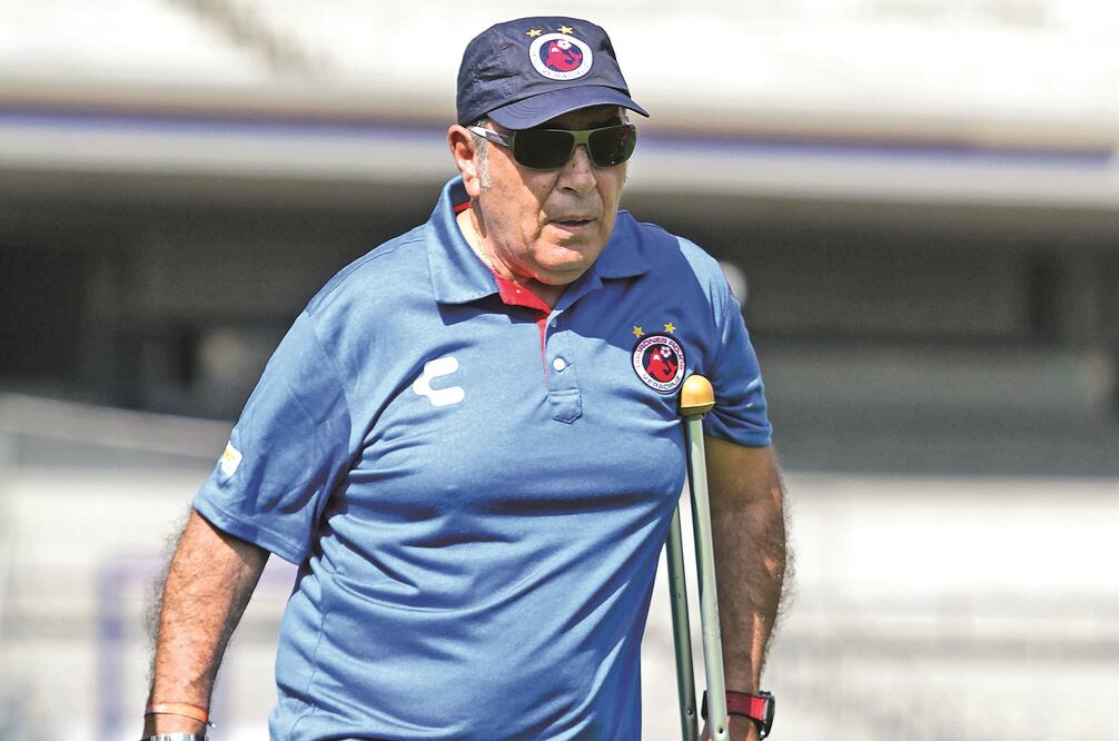 El técnico de los Tiburones sacó un empate ante Pumas (CARLOS MEJÍA. EL UNIVERSAL)