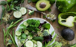 Cuál es la verdura que aporta más proteína