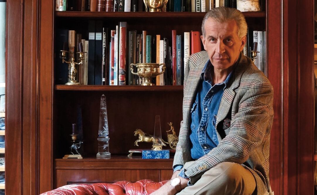 El empresario italiano Auro Montanari, da rienda suelta a su pasión por los relojes antiguos a través de su álter ego digital.