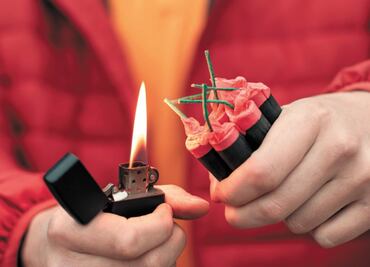 Explota cohete en mano de un niño de 8 años en Sinaloa; sufre amputación de un dedo