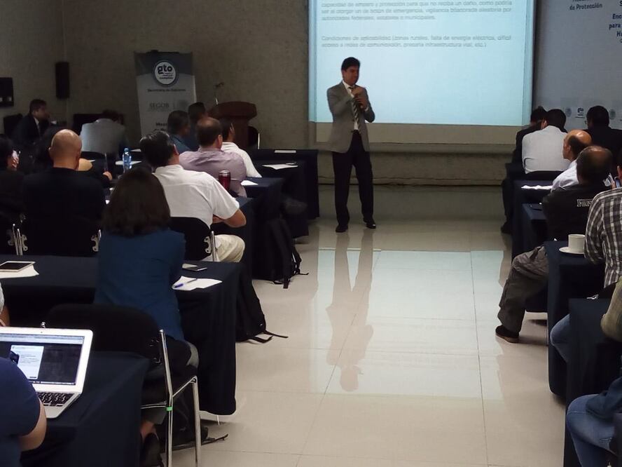Primer encuentro de capacitación para defensores de derechos humanos y periodistas en Guanajuato. Foto: Especial