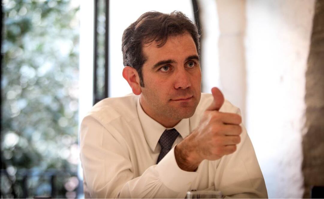 Tras los señalamientos del vocero del PVEM, Arturo Escobar, respecto a que a su partido se le mide con diferente vara que a las demás fuerzas, Córdova expresó que el Instituto será firme. (Foto: Jorge Serratos / EL UNIVERSAL)