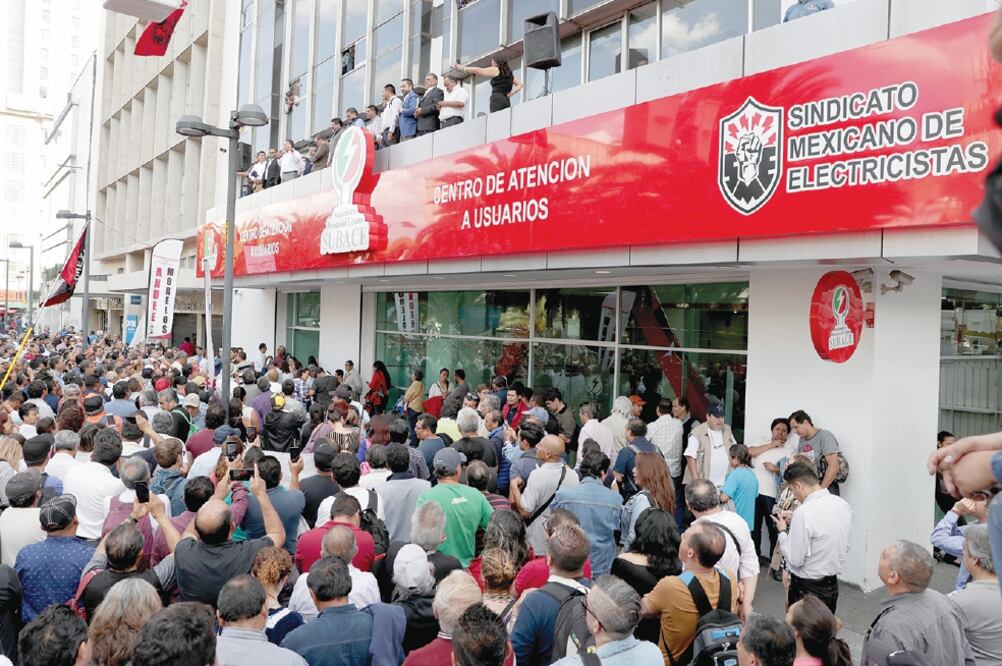 Recuperación. El SME reabrió las instalaciones ubicadas en avenida Juárez número 90, en el Centro Histórico de la Ciudad de México. Foto: JUAN BOITES. EL UNIVERSAL