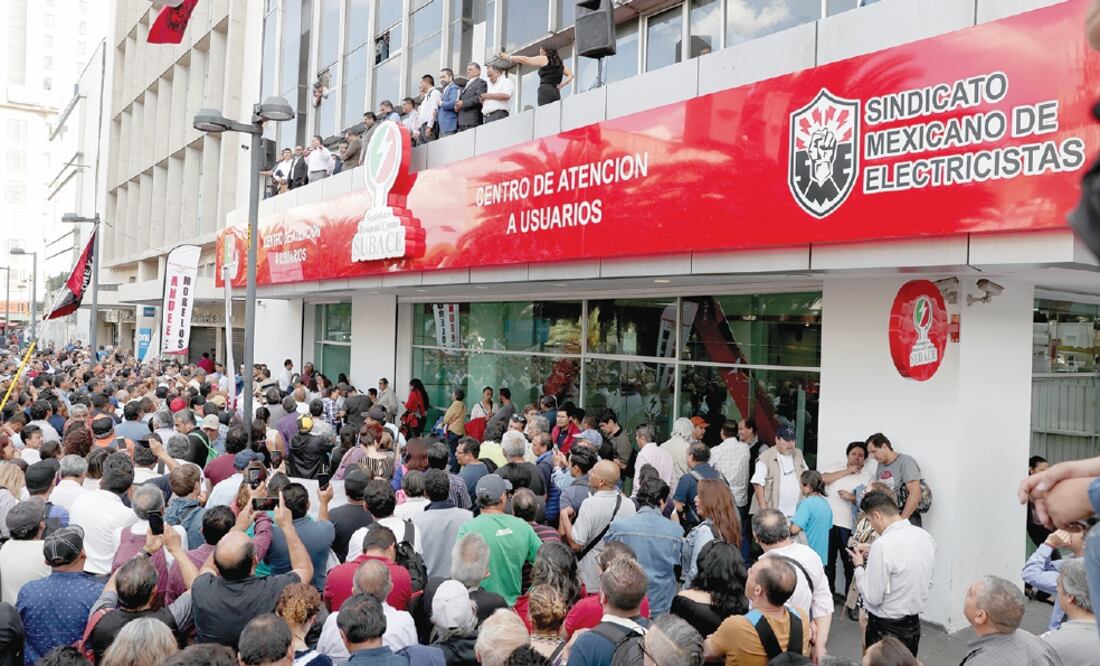 Recuperación. El SME reabrió las instalaciones ubicadas en avenida Juárez número 90, en el Centro Histórico de la Ciudad de México. Foto: JUAN BOITES. EL UNIVERSAL