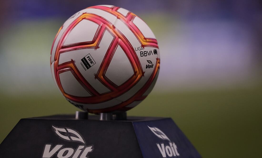 Balón de la Liga MX - FOTO: Imago7