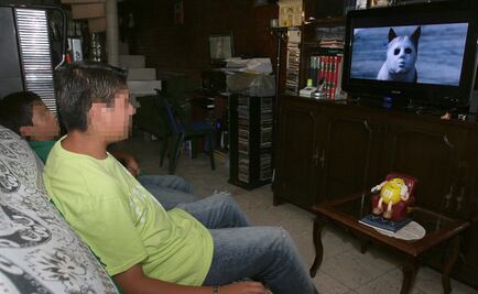 Niños destinan más tiempo a la TV que a la escuela
