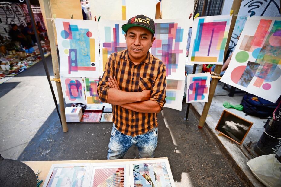 Ciudad de México 9 de abril 2023
Galería Tianguis Neza en la Lagunilla. Fotos: Berenice Fregoso El universal tI