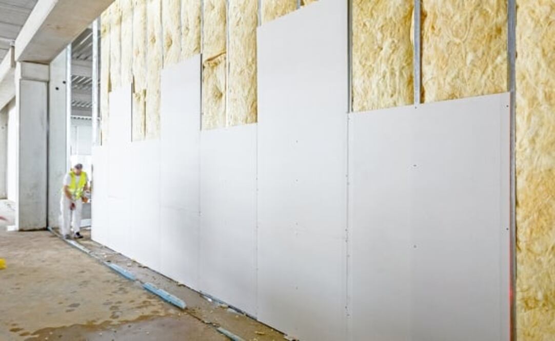 Gebr. Knauf KG (Knauf) es una empresa fabricante de productos de construcción, como placas de yeso.