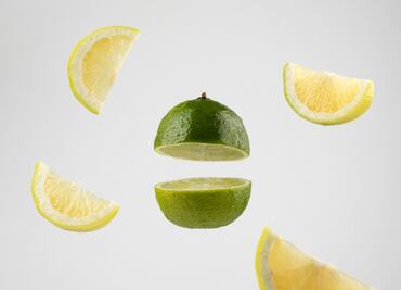 ¿Le pones mucho limón a tus comidas? Esto puede sucederle a tus dientes