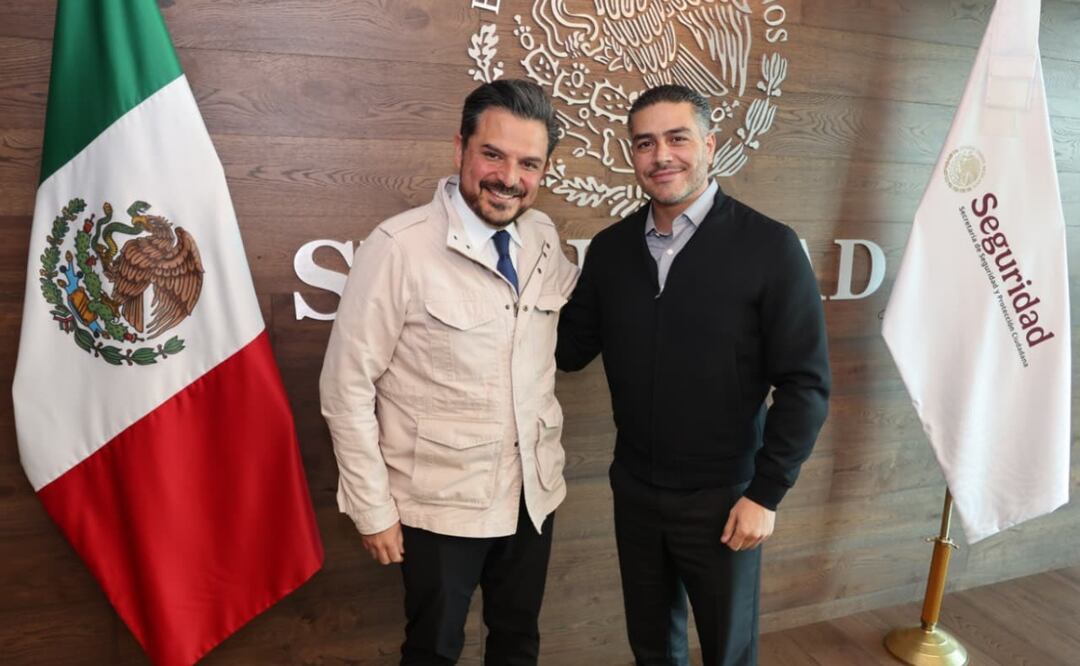 Omar García Harfuch se reúne con Zoé Robledo en busca de garantizar seguridad a trabajadores y derechohabientes del IMSS (30/10/2025). Foto: Especial