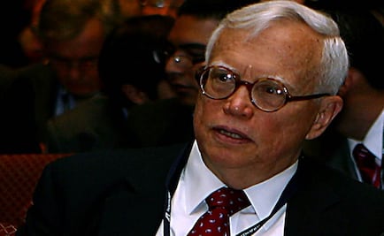 Inversión en niños, mejor que limosnas: Nobel de Economía