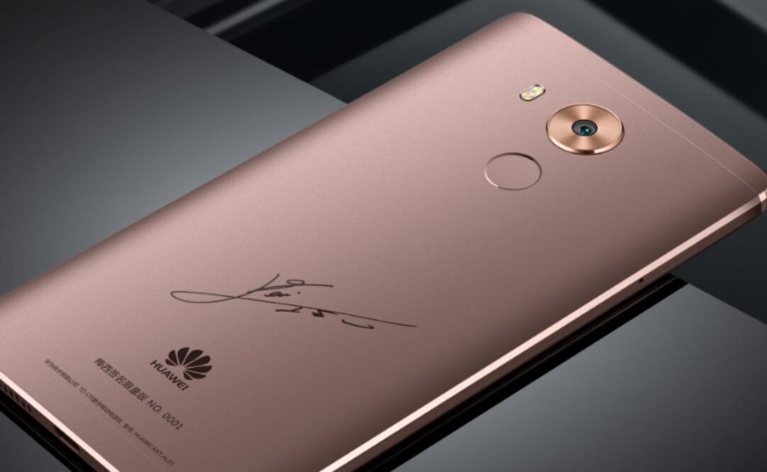 Mate 8 con la firma del astro del fútbol