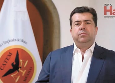 Mano negra en protesta en armadora