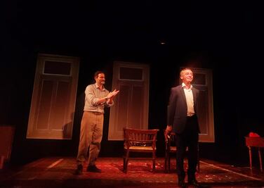 La obra que narra la relación entre un presidente, recientemente, electo y su psiquiatra