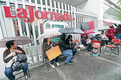 La Jornada se va a huelga; piden respetar contrato