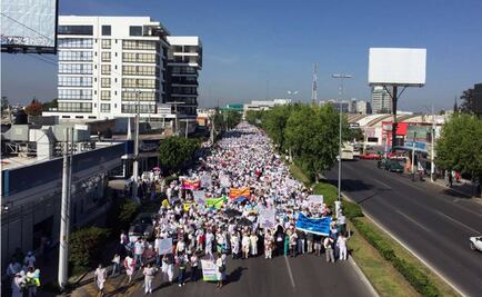 Marchan 35 mil contra matrimonio igualitario en Querétaro