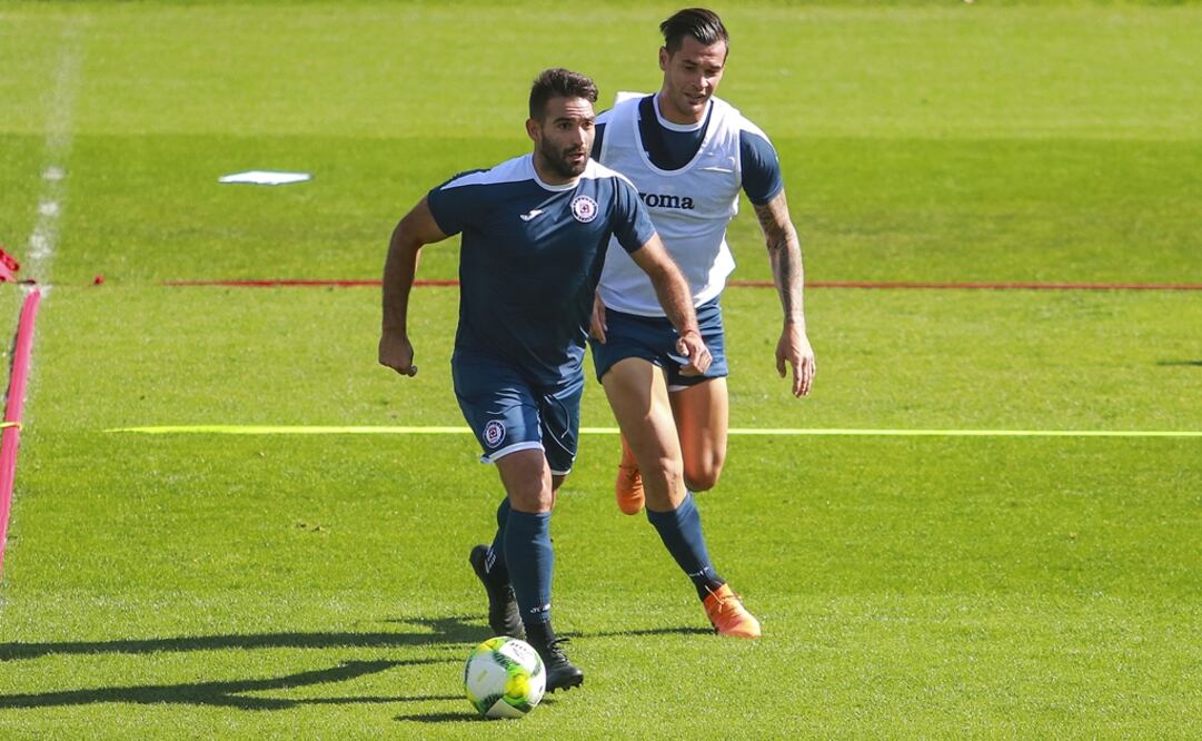 Martin Cauteruccio y Milton Caraglio durante el entrenamiento de La Máquina. FOTO/IMAGO7