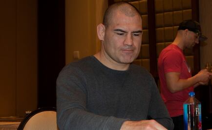 Caín Velásquez termina el letargo