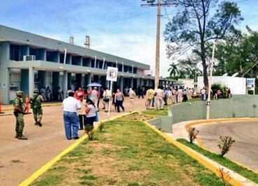 Derrame en refinería Lazaro Cárdenas deja 8 intoxicados
