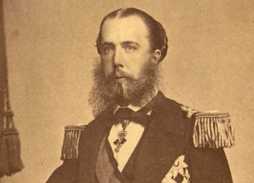 Subastan la dieta secreta de Maximiliano