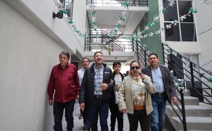 Martí Batres entrega unidad habitacional en la colonia Peralvillo