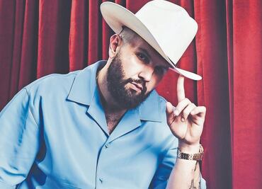 Carín León se lleva el Grammy a mejor álbum de música mexicana