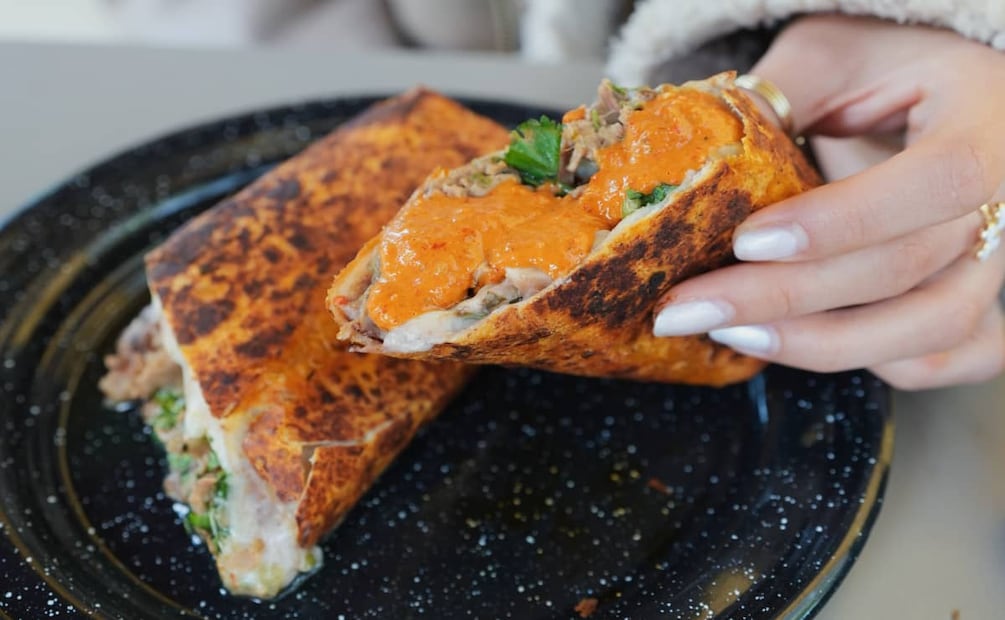 Torta de birria. Foto: Cortesía.