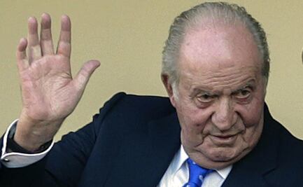 Publican por primera vez fotos del rey Juan Carlos besando a su amante