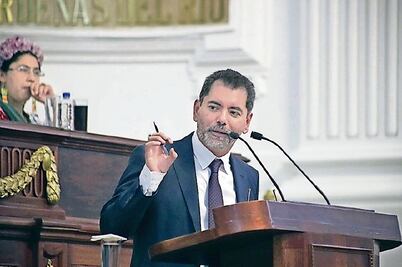 Advierte Finanzas un año complicado