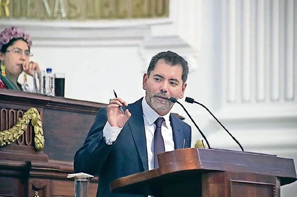 El secretario de Finanzas, Édgar Amador, dijo que de no obtener más recursos, la ciudad enfrentará una situación adversa en seguridad, agua y desechos (ALEJANDRA LEYVA. EL UNIVERSAL)