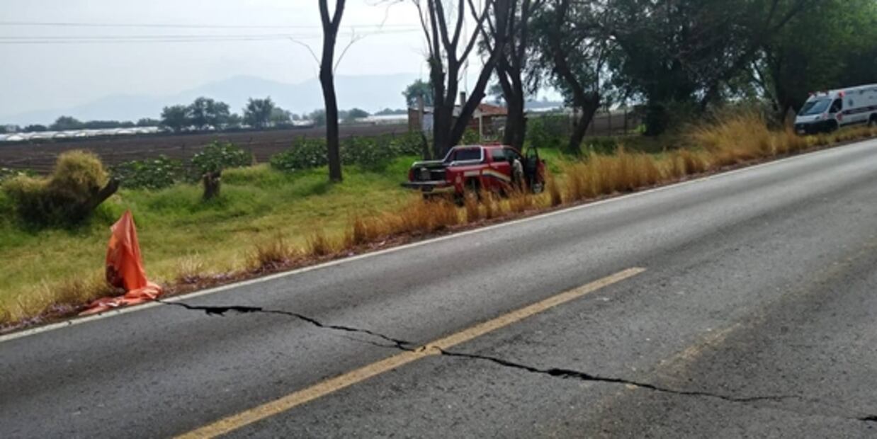 Personal de la UNAM investiga aparición de grietas en Jalisco