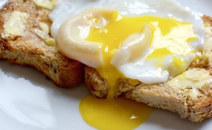 ¿Qué tan bueno para la salud es comer huevos?