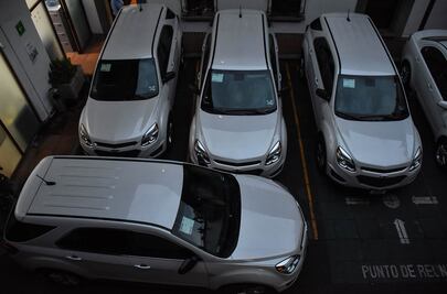 Consejeros electorales de Veracruz adquieren autos de lujo