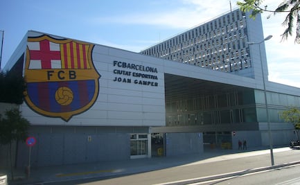 Barcelona abandona a jugador en Turquía y causa indignación en el mundo