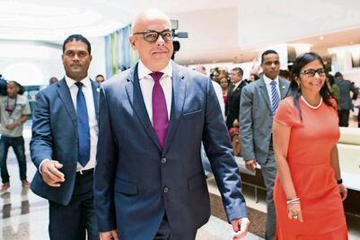 Oposición venezolana reitera exigencias para iniciar diálogo