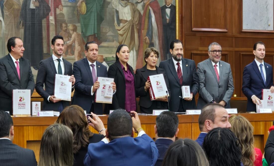 Delfina Gómez entrega su Segundo Informe de Labores ante el Congreso del Edomex. Foto: Especial
