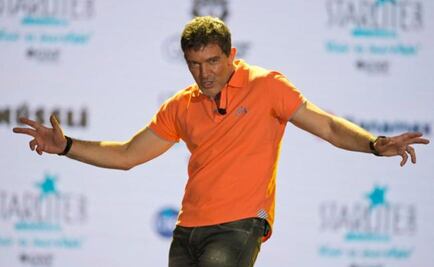 Banderas tells Trump to go build the wall himself