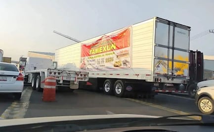 Transportistas de Tamexun bloquean la México-Querétaro; demandan reapertura de restaurantes cerrados por corrupción