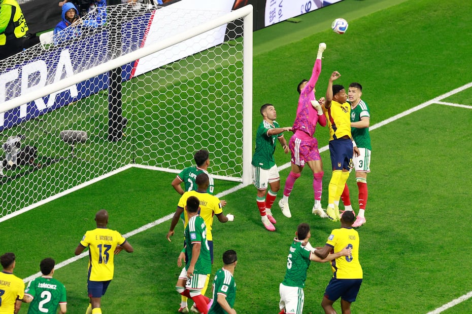 México y Ecuador en los 16vos de Final del Mundial de 2026, celebrado en el Estadio Ciudad de México - Foto: Diego Simón Sánchez | EL UNIVERSAL