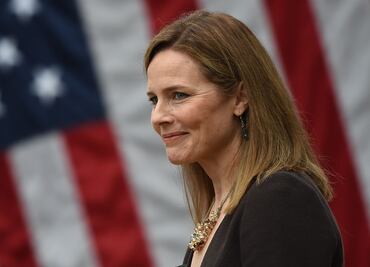 Comité Judicial del Senado de EU avala nominación de jueza Barrett; pasa al pleno