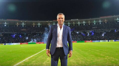 Andrés Fassi presiona para que el futbol en Argentina regrese