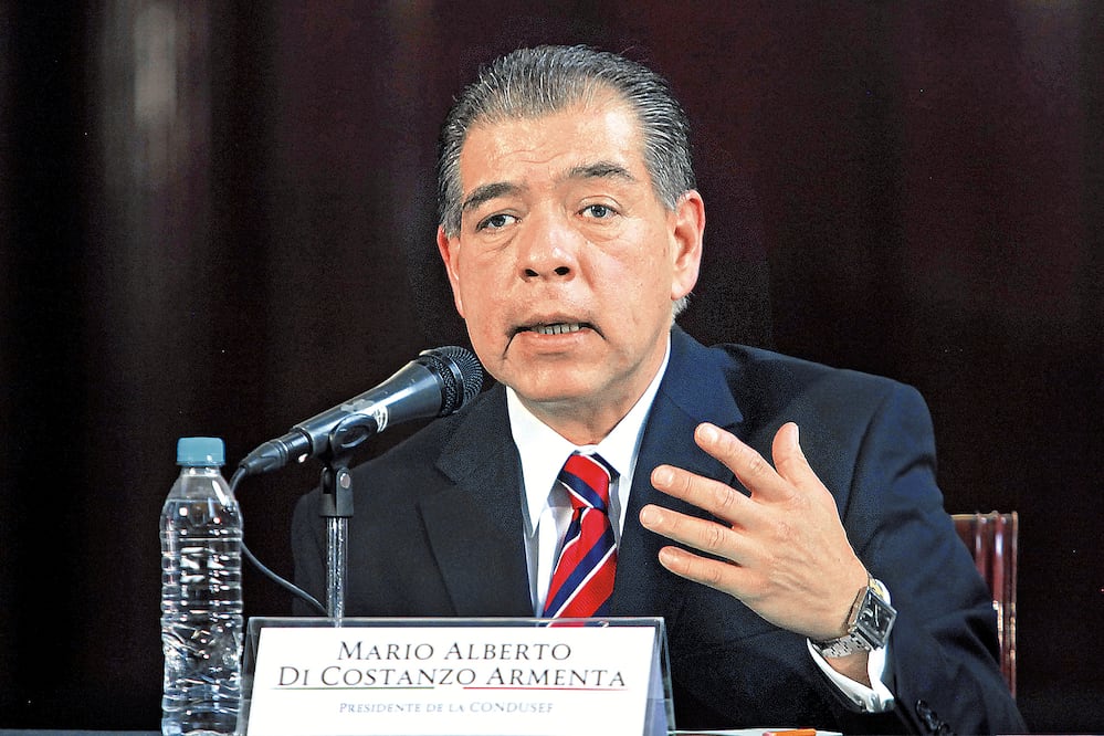 Las aseguradoras GNP, Metlife y AXA concentran 50% de las reclamaciones en el producto de gastos médicos en el país, informó la Condusef (Foto: Archivo EL UNIVERSAL)